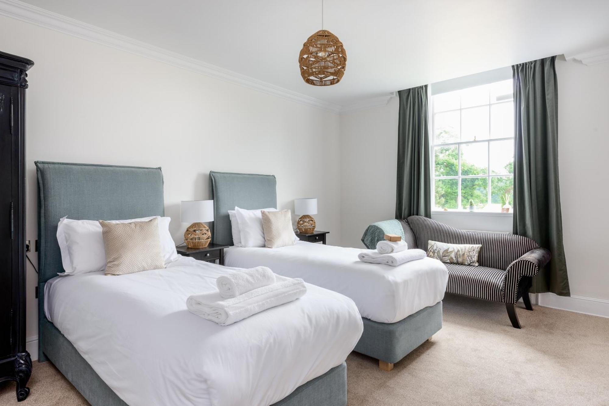 The Retreat New Forest, Hinton Bed & Breakfast