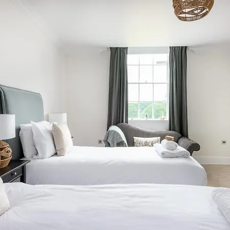The Retreat New Forest, Hinton Christchurch  Room photo