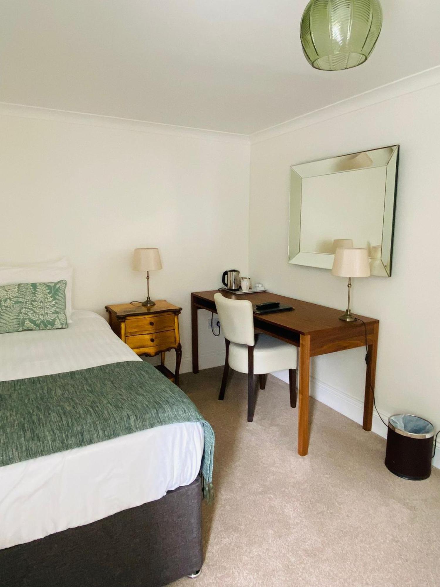 The Retreat New Forest, Hinton Отель типа 