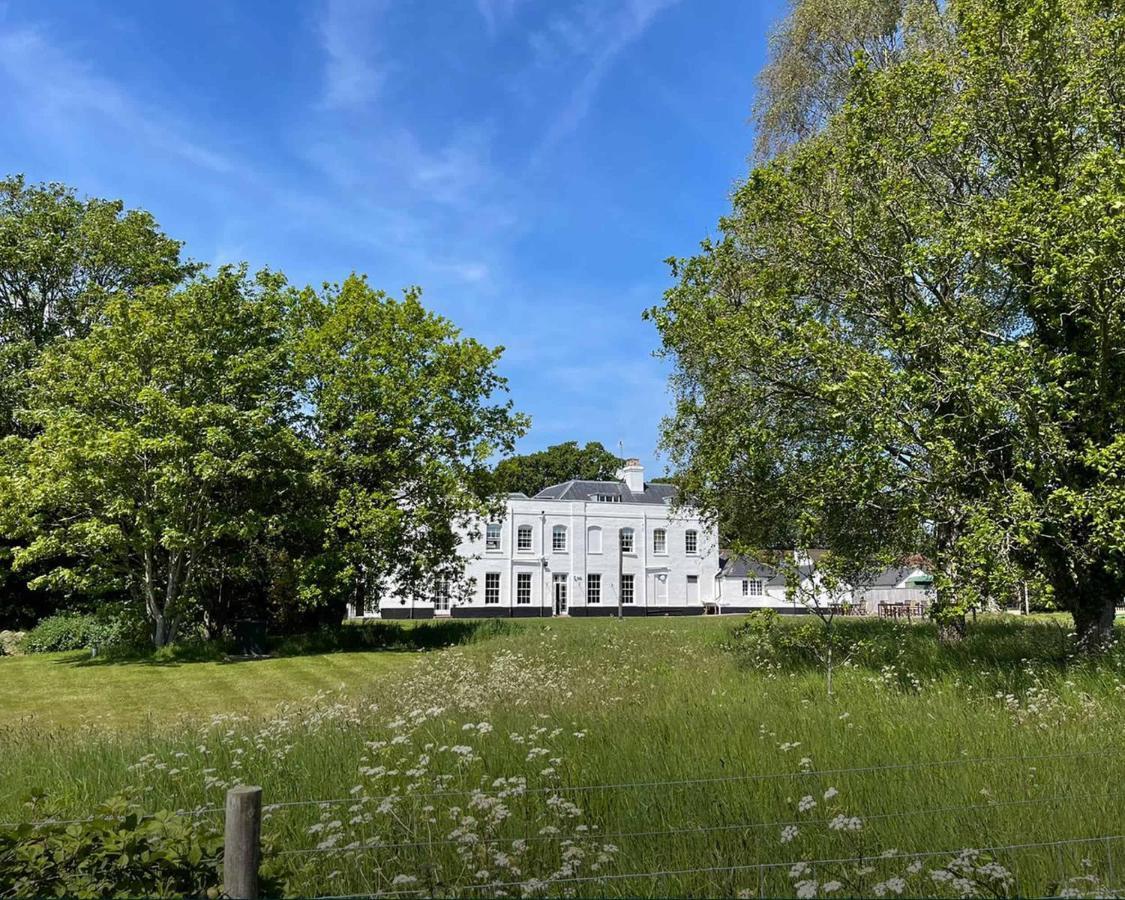 The Retreat New Forest, Hinton Гостевой дом Христчёрч